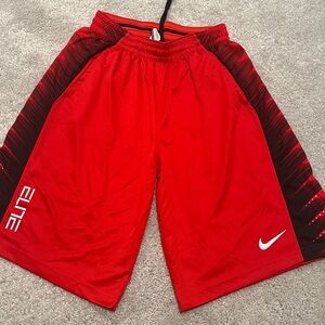 Men’s Nike Dri fit basketball/athletic shorts